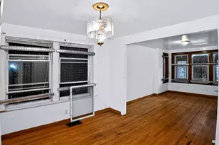 7951 S Clyde Ave, Chicago, IL 60617 - Photo 6