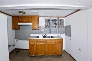 7951 S Clyde Ave, Chicago, IL 60617 - Photo 40