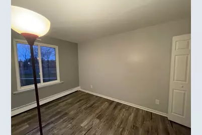 2000 Light Drive #211, Oswego, IL 60543 - Photo 4