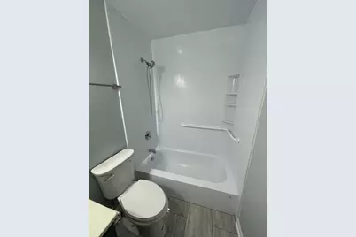 2000 Light Drive #211, Oswego, IL 60543 - Photo 10