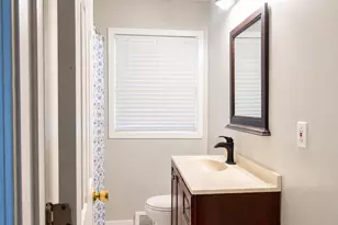 139 Memory Ln, Carpentersville, IL 60110 - Photo 20