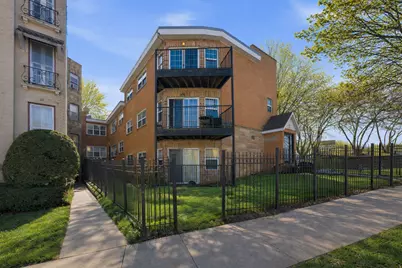 1937 W Pratt Boulevard #2N, Chicago, IL 60626 - Photo 1