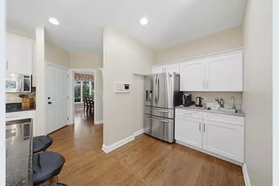 2523 Forest Court, Lindenhurst, IL 60046 - Photo 8