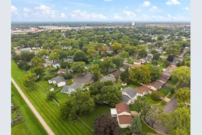 7795 Sherwood Circle S, Hanover Park, IL 60133 - Photo 34