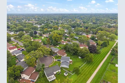 7795 Sherwood Circle S, Hanover Park, IL 60133 - Photo 32