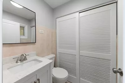 7795 Sherwood Circle S, Hanover Park, IL 60133 - Photo 18