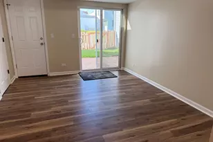 172 Presidential Blvd, Oswego, IL 60543 - Photo 10