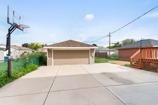 4600 W 101st St, Oak Lawn, IL 60453 - Photo 32