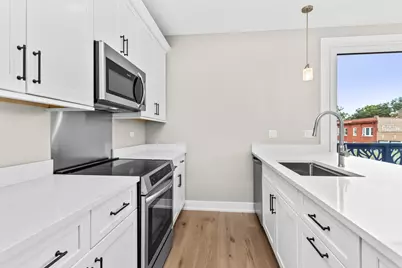 839 Madison Street #201, Oak Park, IL 60302 - Photo 8