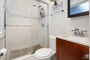 1409 W Willow Ln, Mount Prospect, IL 60056 - Photo 18