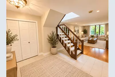 1401 Burr Oak Road #303B, Hinsdale, IL 60521 - Photo 2