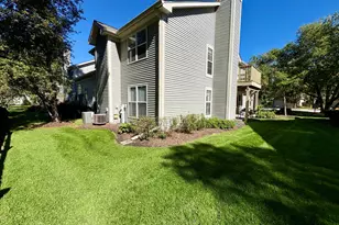 730 Ripple Brook Ln, Elgin, IL 60120 - Photo 16