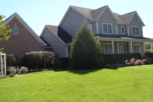 1915 W Cobblestone Ln, McHenry, IL 60051 - Photo 2