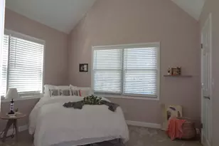 1915 W Cobblestone Ln, McHenry, IL 60051 - Photo 14