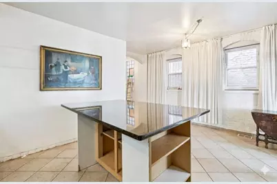 2034 W 18th Street, Chicago, IL 60608 - Photo 10