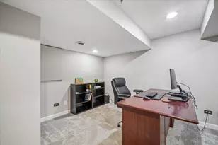 [Address not provided], Yorkville, IL 60560 - Photo 16