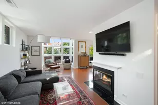 2757 N Wayne Ave, Chicago, IL 60614 - Photo 2