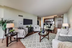 1841 S Calumet Ave, Chicago, IL 60616 - Photo 10