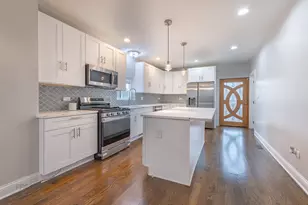 7846 S St Lawrence Ave, Chicago, IL 60619 - Photo 6