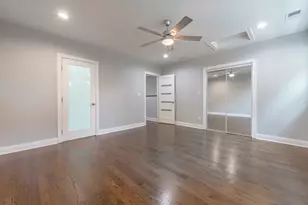 7846 S St Lawrence Ave, Chicago, IL 60619 - Photo 12