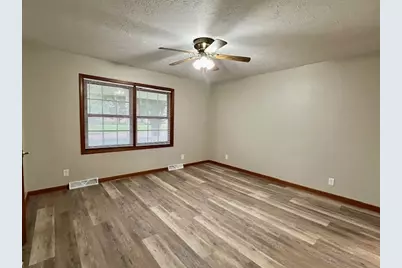 512 Diversatech Drive S, Manteno, IL 60950 - Photo 6