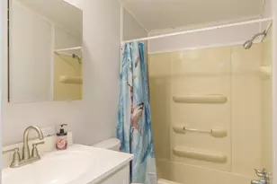 12348 N Ring Ln, Chicago, IL 62898 - Photo 26