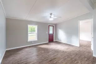 12348 N Ring Ln, Chicago, IL 62898 - Photo 14