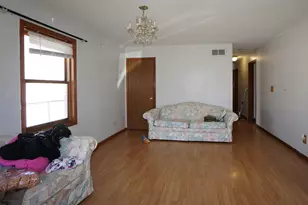 2958 17th St, Rockford, IL 61109 - Photo 4
