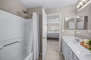 375 Wolcott Ln, Batavia, IL 60510 - Photo 20