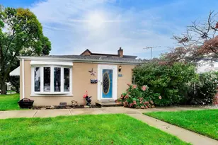 3858 N Pontiac Ave, Chicago, IL 60634 - Photo 1