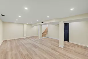 11256 S Ave L, Chicago, IL 60617 - Photo 26