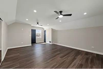 11256 S Avenue L, Chicago, IL 60617 - Photo 20