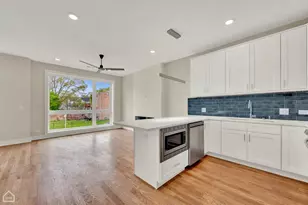 4611 S St Lawrence Ave, Chicago, IL 60653 - Photo 8