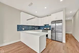4611 S St Lawrence Ave, Chicago, IL 60653 - Photo 6