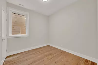 4611 S Saint Lawrence Avenue #2, Chicago, IL 60653 - Photo 16