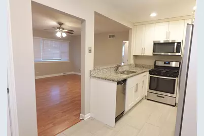 2401 Huron Terrace, Waukegan, IL 60087 - Photo 12