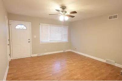 2401 Huron Terrace, Waukegan, IL 60087 - Photo 6