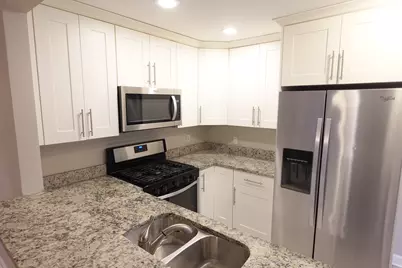 2401 Huron Terrace, Waukegan, IL 60087 - Photo 10