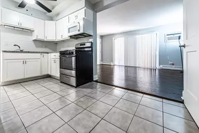 6464 N Northwest Highway #1E, Chicago, IL 60631 - Photo 2