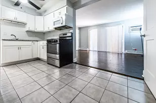 6464 N Northwest Hwy, Chicago, IL 60631 - Photo 2