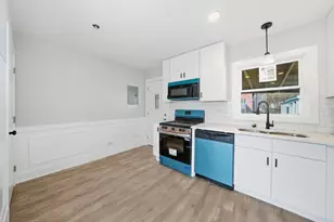 8516 Austin Ave, Burbank, IL 60459 - Photo 6