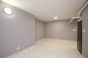 4400 N Racine Ave, Chicago, IL 60640 - Photo 10