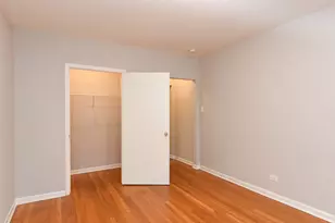 5744 N Winthrop Ave, Chicago, IL 60660 - Photo 10