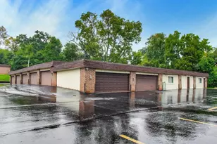 3425 83rd St, Woodridge, IL 60517 - Photo 22