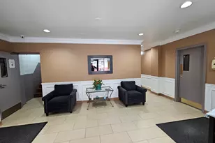 2250 N Lincoln Ave, Chicago, IL 60614 - Photo 14