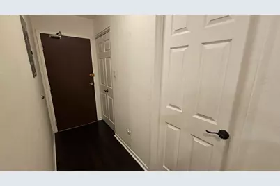 2250 N Lincoln Avenue #201, Chicago, IL 60614 - Photo 2