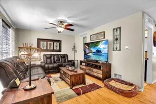 3211 Veronica St, Plano, IL 60545 - Photo 4