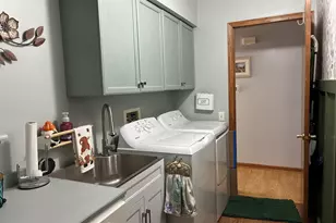 831 Deer Path Ln, Elwood, IL 60421 - Photo 18