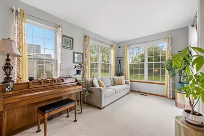 39581 N Cambridge Boulevard, Beach Park, IL 60083 - Photo 8