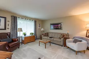 38970 N Northwoods Dr, Wadsworth, IL 60083 - Photo 8